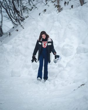 Bea Alonzo Instagram - There’s SNOW business like SNOWbusiness ❄️☃️🤣