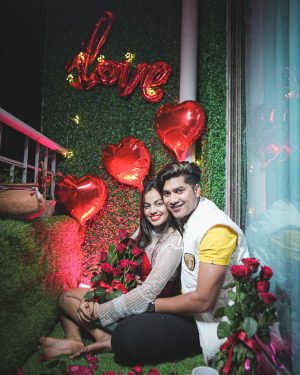 Beauty Khan Instagram - Happy rose day 🌹
.
.
#beautians #arbeu
