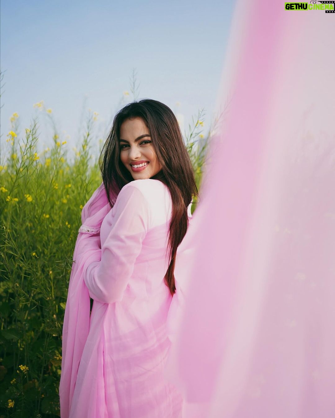 Beauty Khan Instagram - 🌼❤️ . . #beautians #beautykhan