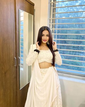 Beauty Khan Instagram - ❤️
.
.
#beautians