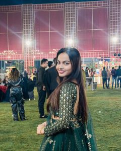 Beauty Khan Instagram - Sangit ki raat ❤️❤️‍🔥 . . #beautians #pjdivyakishaadi Indore, India