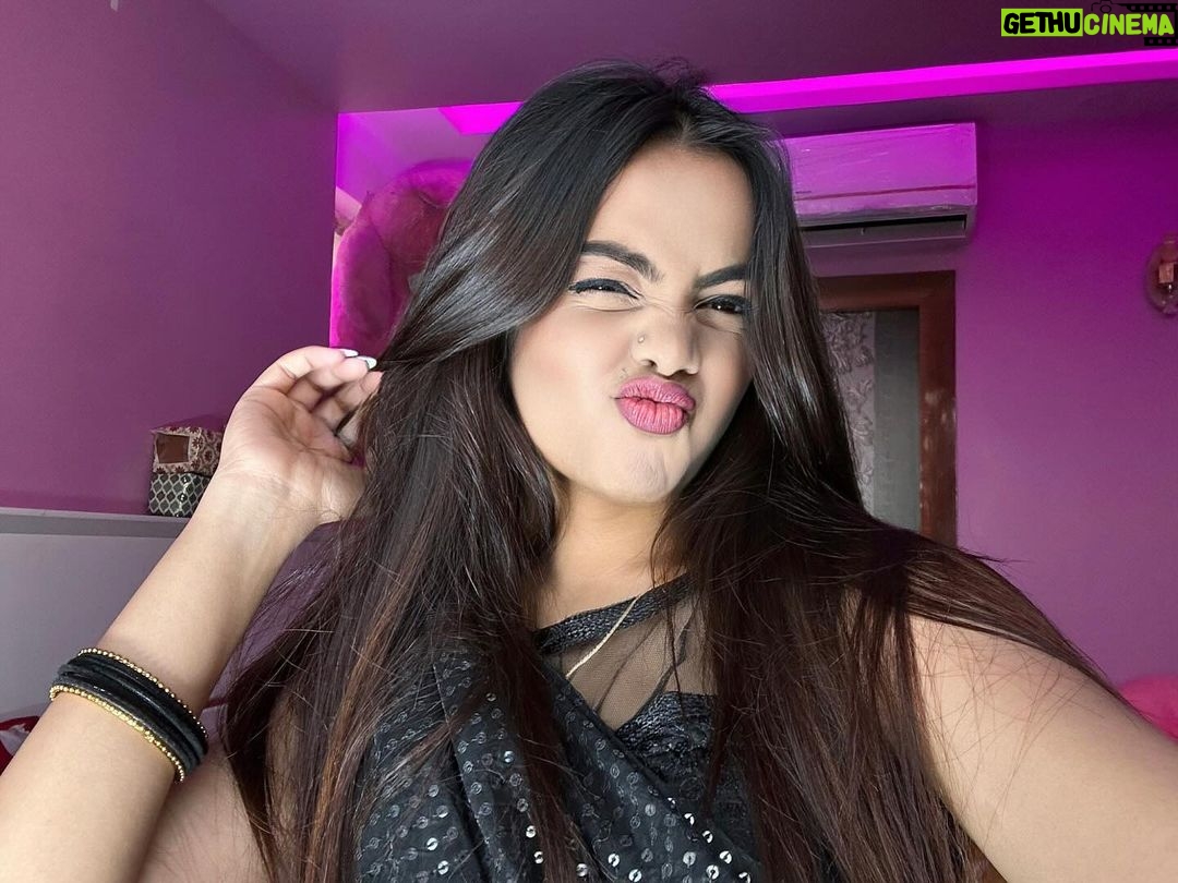 Beauty Khan Instagram - ❤️🔥 . . #beautians #beautykhan Kolkata