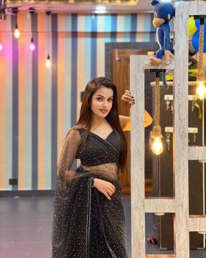 Beauty Khan Instagram - 🖤❤️
.
.
#beautians #beautykhan