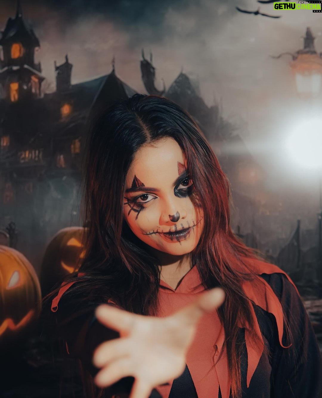 Beauty Khan Instagram - Halloween 👻 🎃 . . #beautians Kolkata