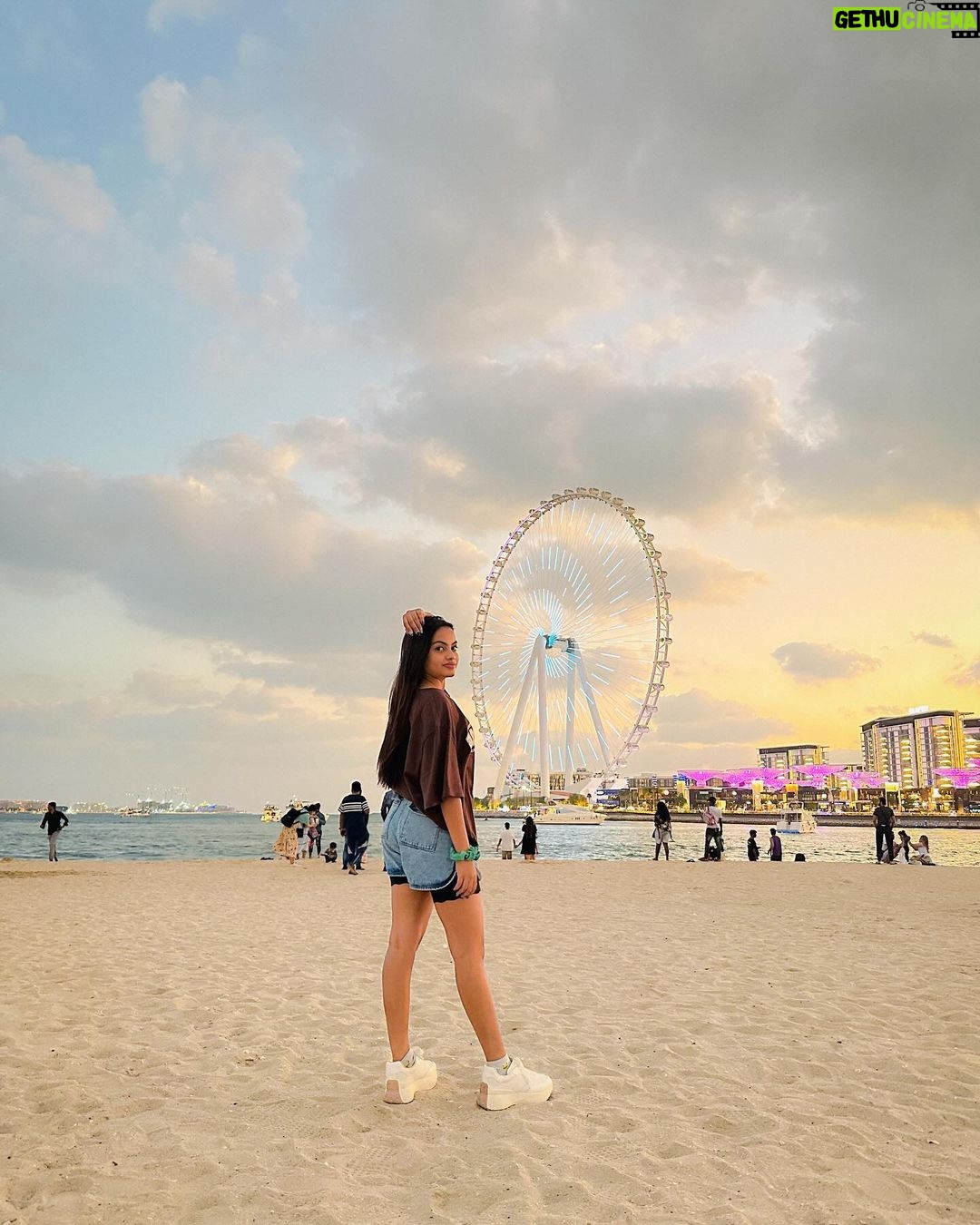 Beauty Khan Instagram - ❤️ . . #beautians #arbeu Dubai, United Arab Emirates