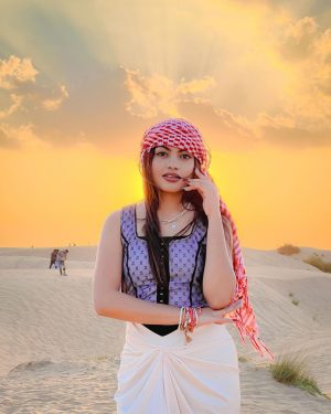 Beauty Khan Instagram - Desert 🏜️ 
.
.
#beautians