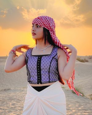 Beauty Khan Instagram - Desert 🏜️ 
.
.
#beautians