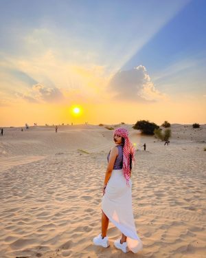 Beauty Khan Instagram - Desert 🏜️ 
.
.
#beautians