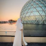Beauty Khan Instagram - Kesi lag rahi hu batao ❤️ . . #beautians White Mosque, Abu Dabi