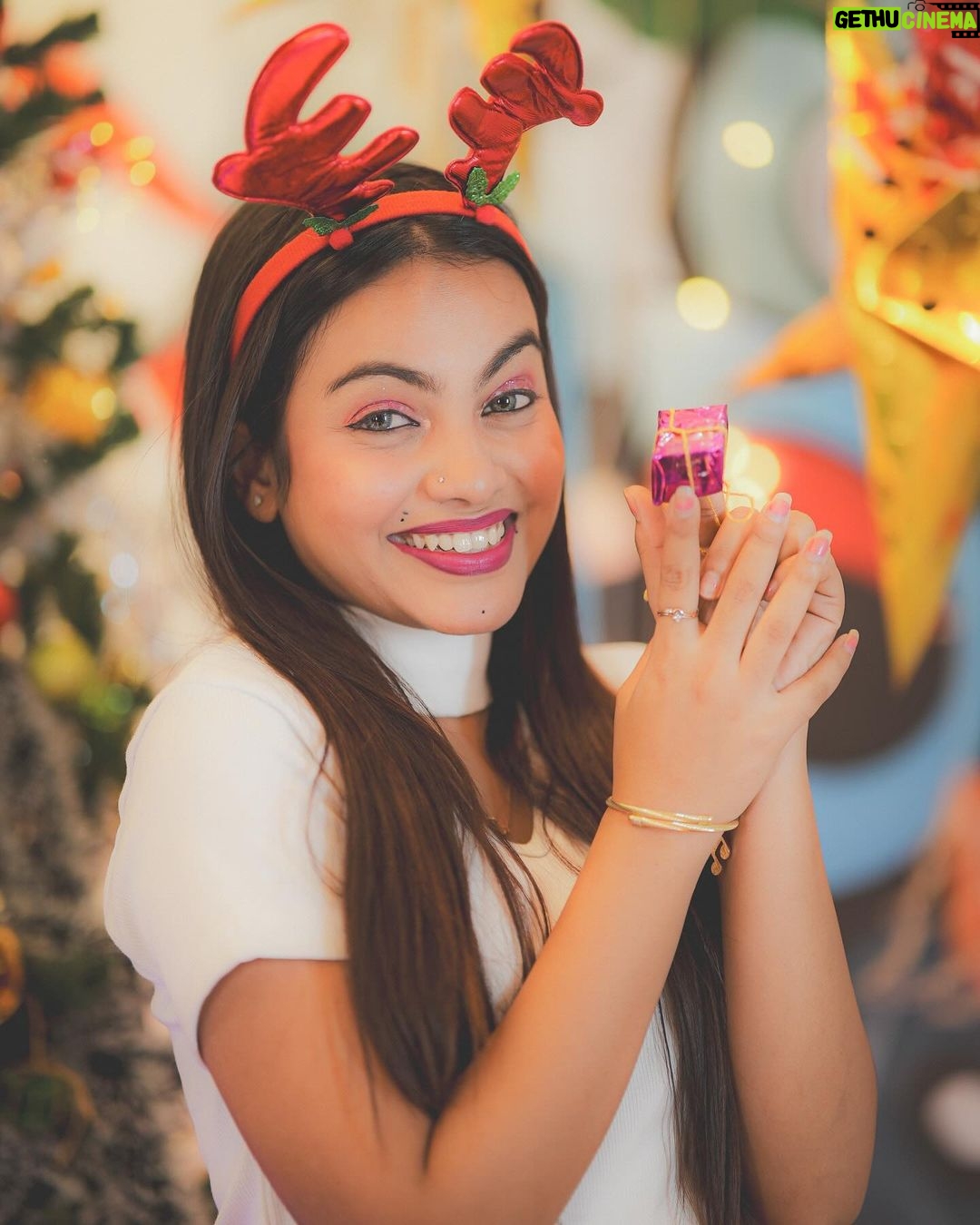 Beauty Khan Instagram - Merry Christmas π€Άπ . . #beautians