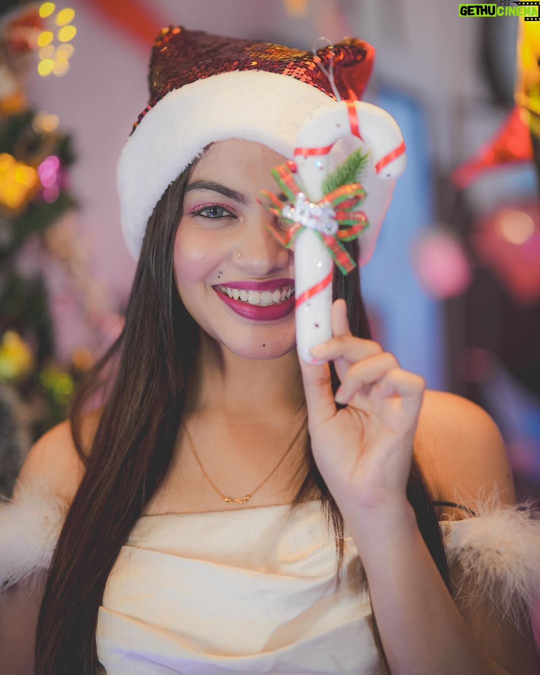 Beauty Khan Instagram - 🎄 . . #beautians