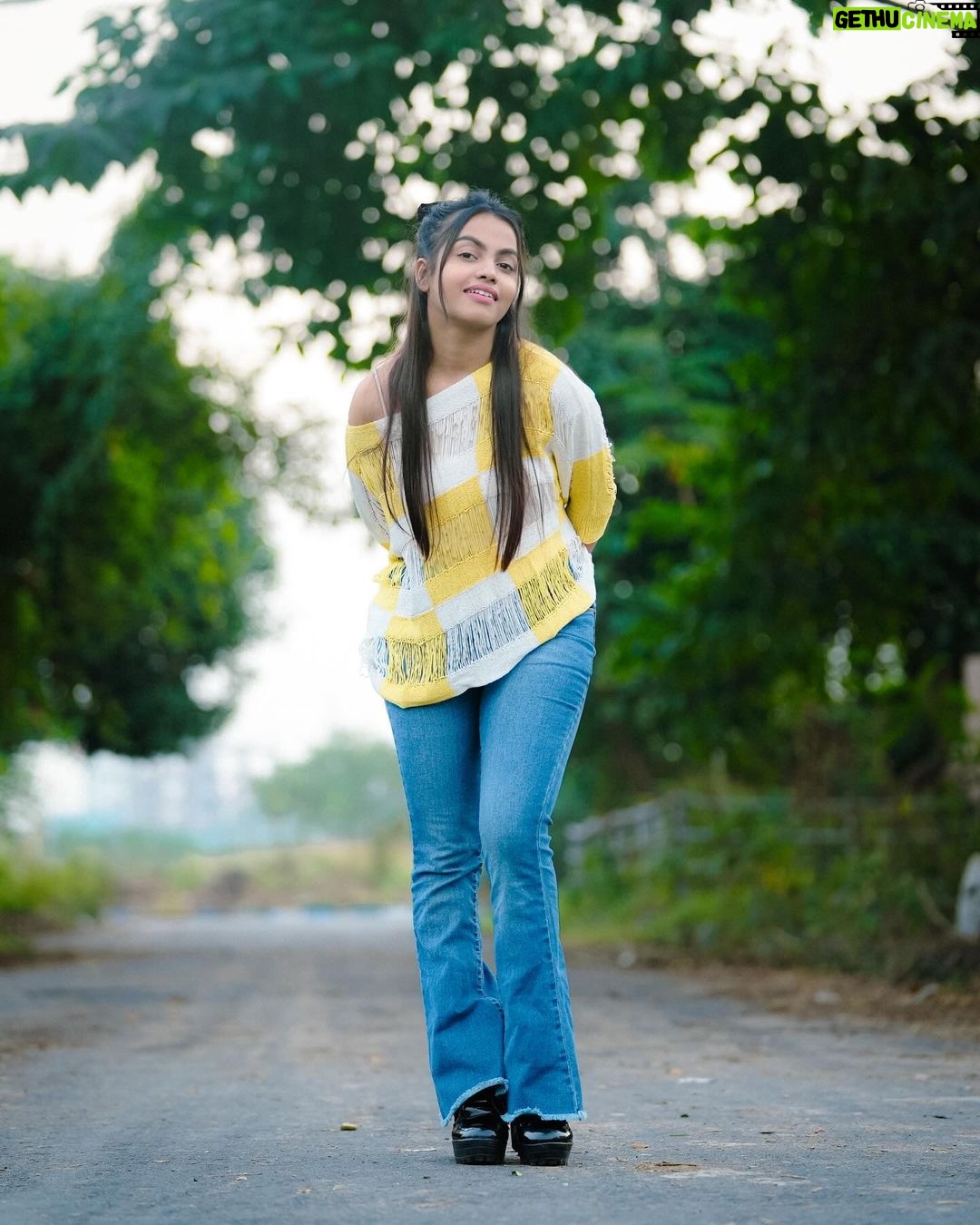 Beauty Khan Instagram - 💛 . . #beautians
