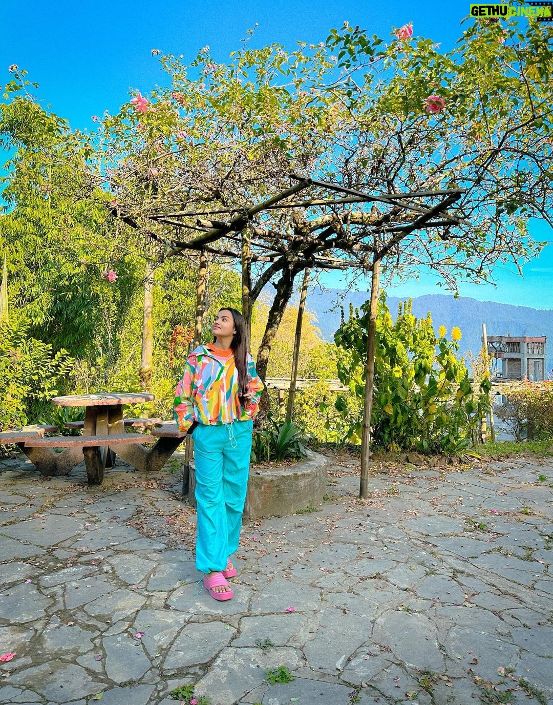 Beauty Khan Instagram - Put me on your wishlist.🥰😛 . . #beautians Gantok Sikim