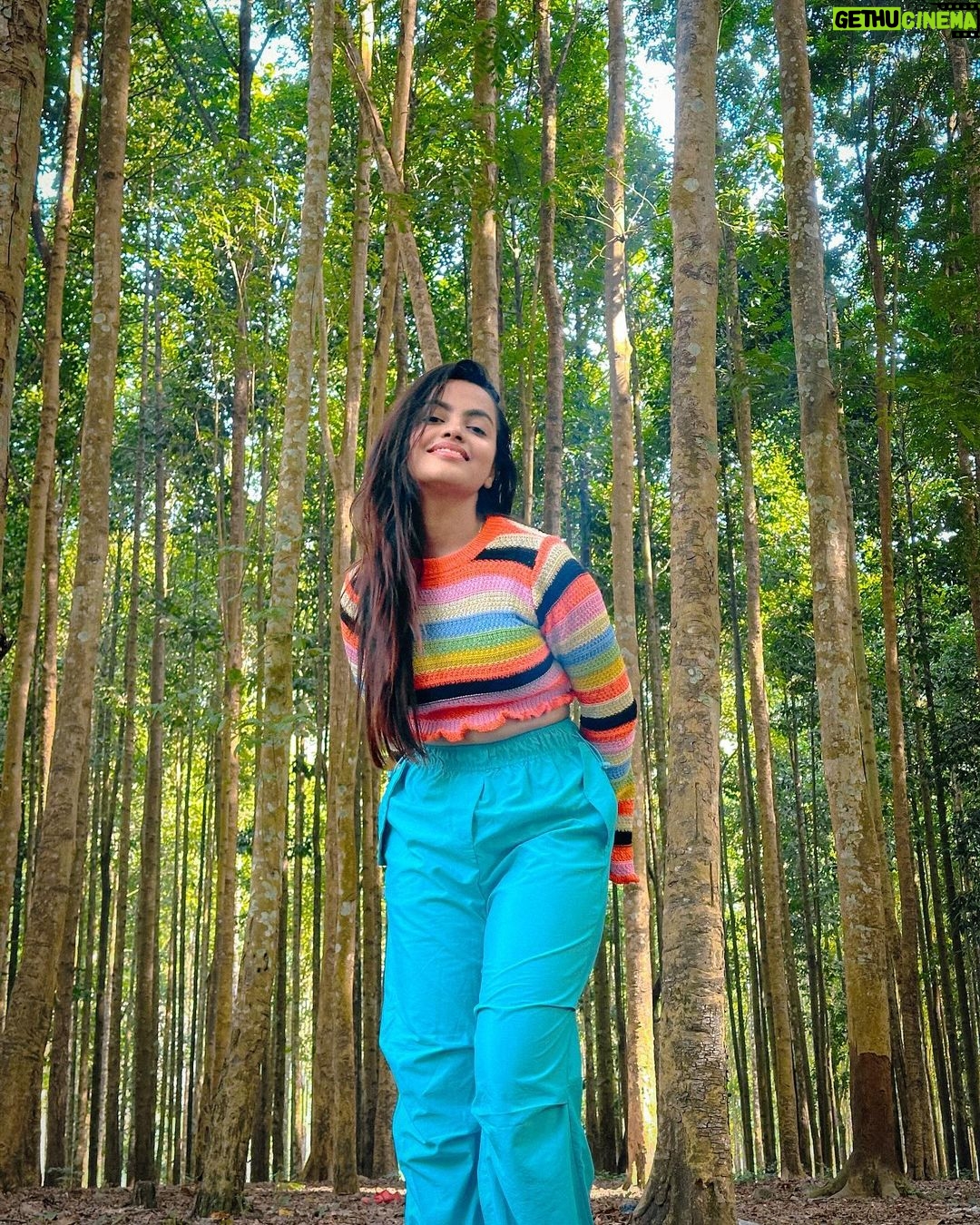 Beauty Khan Instagram - Put me on your wishlist.🥰😛 . . #beautians Gantok Sikim