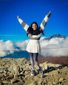 Beauty Khan Instagram - Together is my favorite place to be. . . #beautians #arbeu Zuluk Sikkim