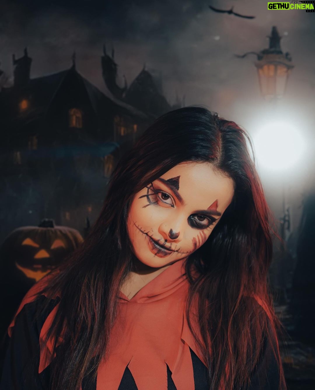 Beauty Khan Instagram - Halloween 👻 🎃 . . #beautians Kolkata