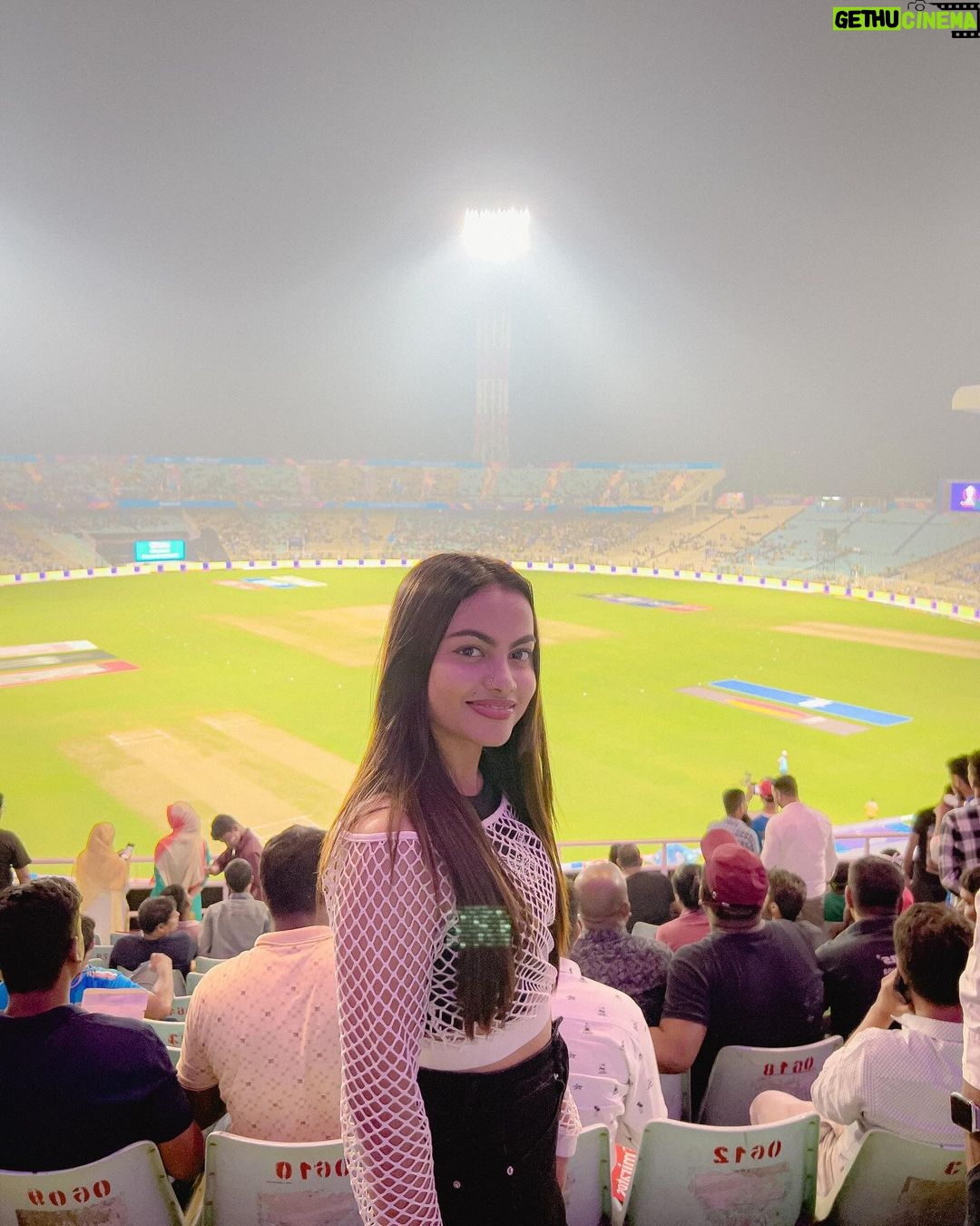 Beauty Khan Instagram - Cricket match ❤️ . . #india #icc #cwc #metaindia Kolkata