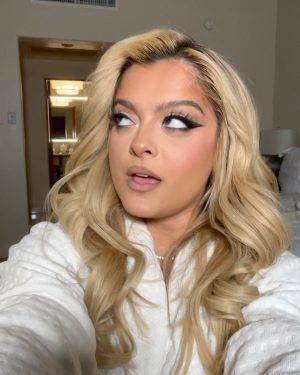 Bebe Rexha Instagram - Life update: Excited for my tour in Asia. Actually just landed in South Korea today! Recently made some new friends at @urbandecaycosmetics and Met the sweetest @annaxsitar . Worked on a super exciting secret performance, can’t wait to tell you more! Got to hang with @nathandawe in LA to work on our new song “Heart Still Beating,” which is out this Friday!!! Also attended the @cityofhope charity event and partied with my girl @shenseea . Life has been good, I’ve been enjoying the journey. Will update again soon. Love you bebe