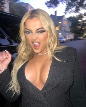Bebe Rexha Instagram - Life update: Excited for my tour in Asia. Actually just landed in South Korea today! Recently made some new friends at @urbandecaycosmetics and Met the sweetest @annaxsitar . Worked on a super exciting secret performance, can’t wait to tell you more! Got to hang with @nathandawe in LA to work on our new song “Heart Still Beating,” which is out this Friday!!! Also attended the @cityofhope charity event and partied with my girl @shenseea . Life has been good, I’ve been enjoying the journey. Will update again soon. Love you bebe