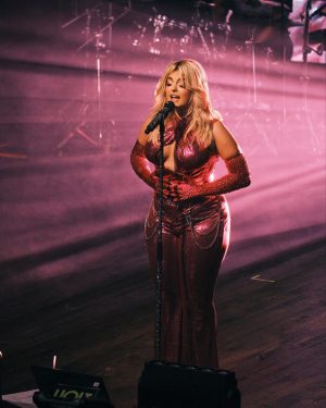 Bebe Rexha Instagram - THANK YOU ANAHEIM! So much fun 🪩✨💖 Whose coming to the next show?! 📸: @kristenjanwong