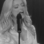 Bebe Rexha Instagram - IT’S TIME!!!! Seasons music video with @dollyparton and my album #BEBE is OUT EVERYWHERE!! love u allll 💋