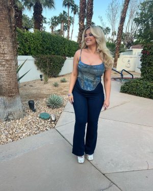 Bebe Rexha Instagram - Album out in 12 daysssssss (April 28th)
