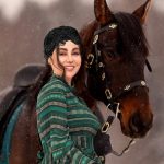 Behnoush Bakhtiari Instagram - @sepid_photogallery مهم است که حالت خوب باشد، مهم است که لبخند بزنی، مهم است که بلد باشی با کوچکترین اتفاقات مثبت حوالی‌ات، دلخوش باشی. برای خوب بودنِ حالت، به هر چیز نه! که به ساده‌ترین چیزها چنگ بزن. اهمیت نده که آدم‌ها چه برداشتی از کارهای تو دارند و حرف‌های تو را به کدامین زبان عداوت، تفسیر می‌کنند. اهمیت نده که روزگار چقدر حریص‌تر می‌شود هر روز به حرص دادنت، و آدم‌ها حریص‌تر می‌شوند هر روز به زمین زدنت. اهمیت نده... به هیچ چیز جز حال خوب و اهداف مهمی که داری اهمیت نده.
