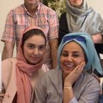Behnoush Bakhtiari Instagram - . مثل خیلی از شما ها خیلی ساله که به من محبت داره؛ يهويی رفتيم سرزده خونه شون😇 همیشه دوست داشتم یه جوری این مهرونی شماها رو جبران کنم ولی این همه مهر شما قابل جبران نیست؛ تک تک تون رو دوست دارم❤ سعی میکنم هر هفته به یکی تون سر بزنم🤗