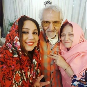 Behnoush Bakhtiari Instagram - هيچ چيزي دراين جهان  پدر ومادرنميشود.....
تقديم به مادران با نحابت و پدران نازنين سرزمين من ايران
#behnooshbakhtiari