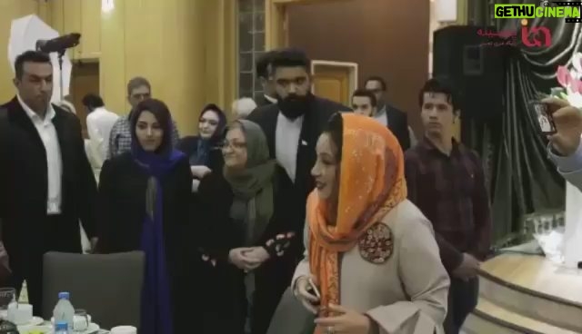 Behnoush Bakhtiari Instagram - هرسال نذری دارم و اون هم پذیرایی از پیشکسوتان سینماست...در این فیلم زنده یاد حسین محب اهری رو دیدم و خوشحال شدم که اون شب بهم گفت خوشحالم کردی دعوتم کردی بهنوش.......چهارشنبه بیست ودوی خرداد هم بزرگداشتی برای غلامحسین لطفی عزیز برگزار کردیم که امیدوارم احترامی باشد به هنرمندان تا زنده ایم حواسمون بهم باشه وقتی بریم از یادها هم میریم❤🖤❤