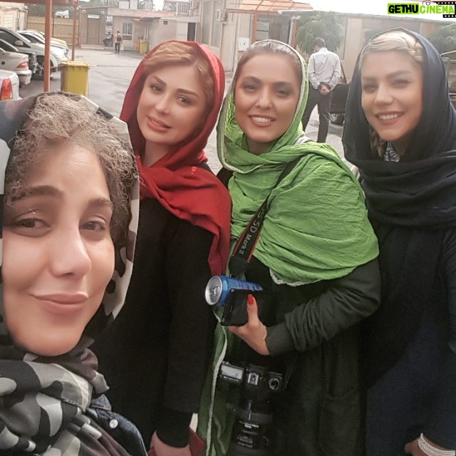 Behnoush Bakhtiari Instagram - پشت صحنه ماخیلی باحالیم
