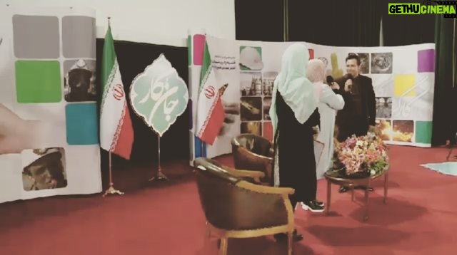 Behnoush Bakhtiari Instagram - روزکارگرمبارک #behnooshbakhtiari این پست رو دوروز پیش گذاشتم الان لود شد...ببخشید....تبریک به کارگران و دوروز بعد تسلیت به کارگران بزرگوار مملکتم🌷