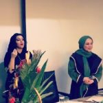 Behnoush Bakhtiari Instagram - همایش انجمن حمایت از ترنس.....همراه با یار مهربانم تینا افشار.....خیلی غریب است...انقدر خط قرمزاست که نمیشود از هیچ خبرنگار وروزنامه نگاری حتی دعوت کرد....برای اطلاع رسانی....این حالت ژنتیک مگر چقدر و حشتناک است که هیچکس نباید راجع بهش حرف بزند....مگر ما در عصر جاهلیت زندگی میکنیم؟در تلویزیون نگو...در مصاحبه نگو....حرف نزن‌..نبین...نشنو....نمیشودکه....اینجا..جاییست که ما از والدین بعضی ترنسها دعوت کردیم که تشریف بیارن و بتونیم راضیشون کنیم که بپذیر فرزندت ترنس است...مثل فرزندی که ممکن است با ناتوانی جسمی به دنیا بیاید...میدونم که درک و هضم این قضیه برای پدر ومادر سخت است....اما من برای همین پیش شماهستم که مرد اتفاقات سخت...روزهای سخت....و برخوردهای خشن و سخت باشم...ترنس یعنی تضاد روان و جنسیت.. #behnooshbakhtiari پی نوشت:ما برای تاسیس جایی برای ترنسها نیاز به حمایت...و کمک خیرین داریم...اگر کسی یاعلی گفت به دایرکت تینا افشار مراجعه کند..سپاس@tina.afshar13 @tina.afshar13 از تصویر هیچ ترنسی استفاده نکردم....شاید میون آنها کسی باشه که رضایت نداشته باشه....به امید پروانگی ترنسها.....یاعلی