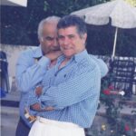 Behrouz Vossoughi Instagram - تاکه بودیم ، نبودیم کسی، کُشت ماراغم بی همنفسی، تاکه خفتیم، همه بیدارشدن، تاکه مردیم همگی یارشدن، قدرآن شیشه بدانید چو هست، نه در آن موقع که افتادوشکست... روحش شاد. #ابرمردسينما #ابرمرد_سينماى_ايران #ناصر_ملک_مطیعی #بهروزوثوقى #behrouzvossoughi #vossoughi_behrouz