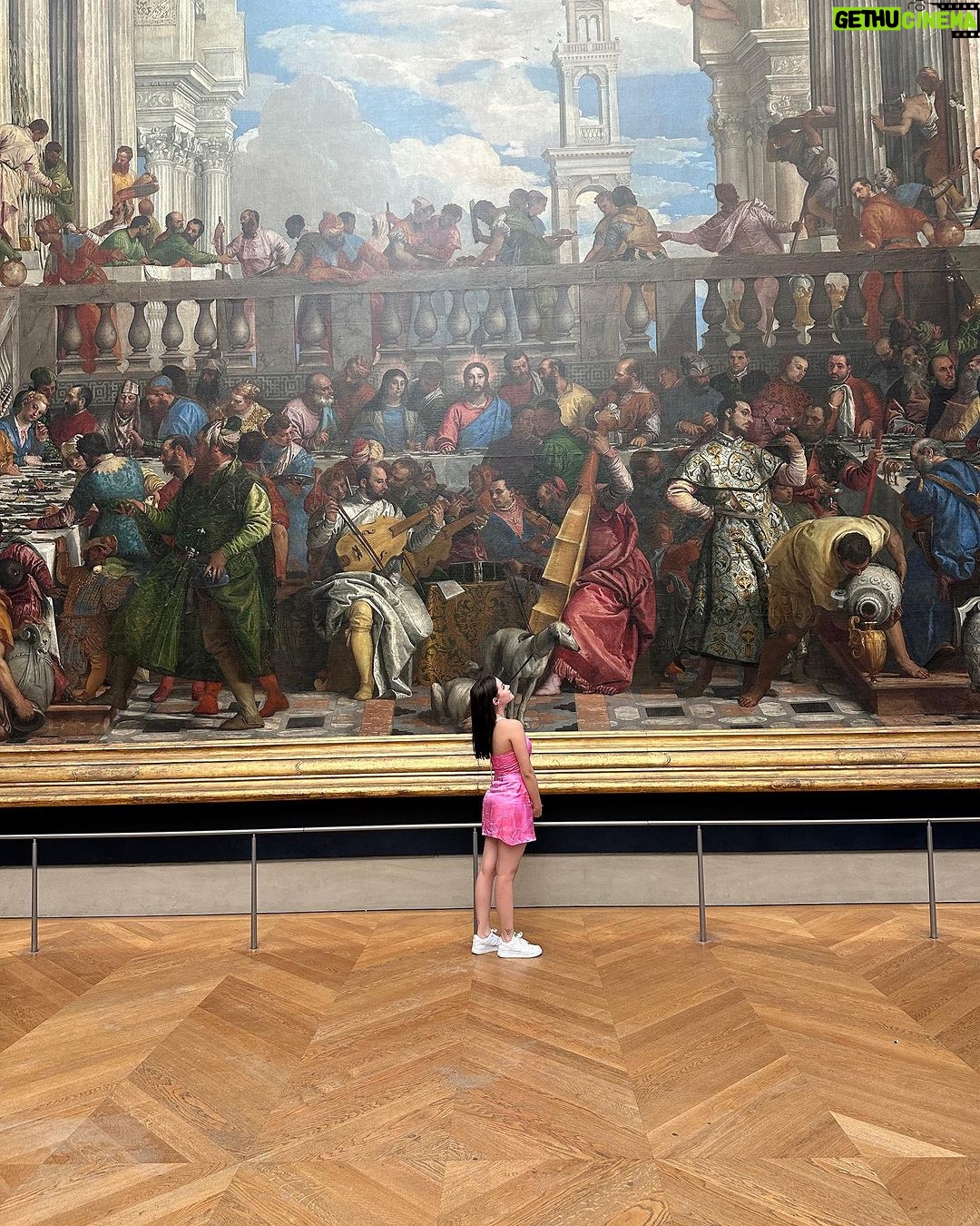 Bela Fernandes Instagram - Ai Paris…. Como você é linda 😍 Paris, France