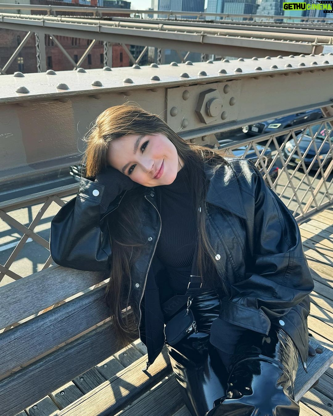 Bela Fernandes Instagram - Acho que tenho um novo lugar preferido Brooklyn Bridge