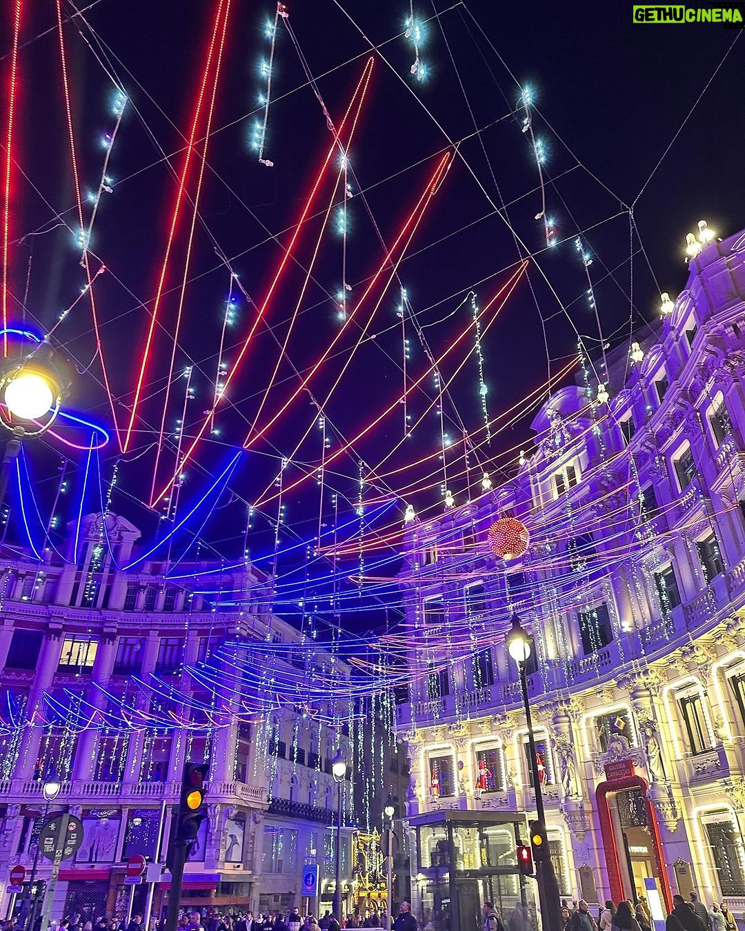 Bela Padilla Instagram - Madrid es hermosaaaa ❤️ Madrid, Spain