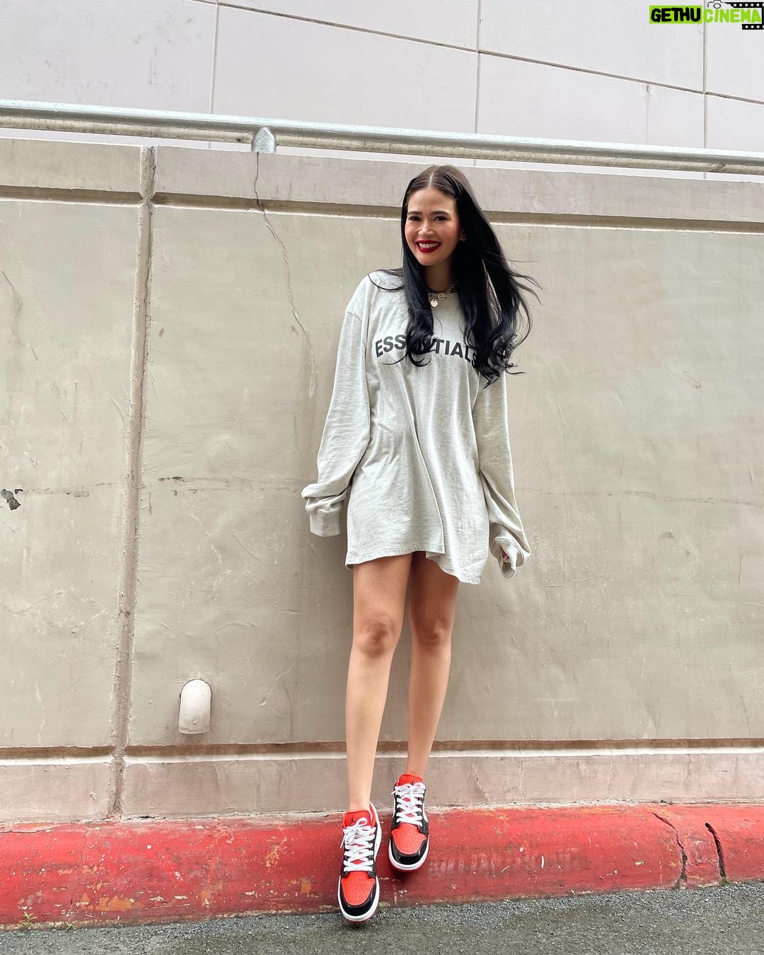Bela Padilla Instagram - It’s showtiiiime ❤️