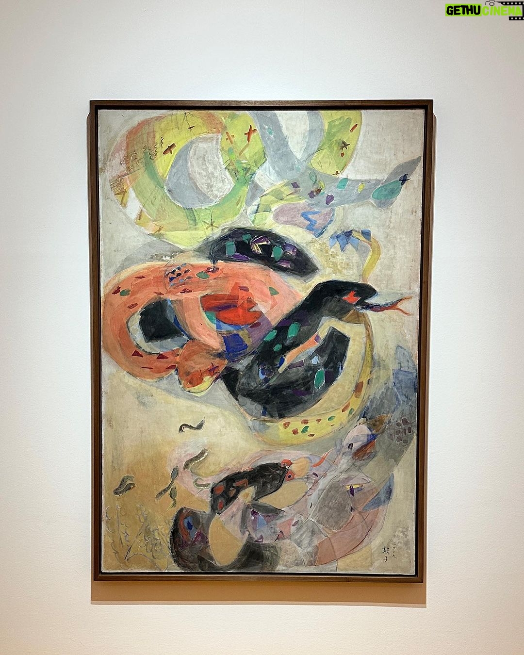 Bela Padilla Instagram - Seoul day 3 dump 🇰🇷❤️ Started the day learning about personal color theory (I’ll make a separate video for you guys to answer FAQ’s.) and then headed to the @bulgari exhibit in Kukje Gallery. A few noteworthy things in the exhibit: it’s the first time Kukje allowed a brand collaboration and they did because Bulgari is created by women for women. The Kukje Gallery likes to support female artists and the pieces on exhibit at the moment champion Korean female artists who changed the art scene in their respective art forms. From one of the first Korean female modern and contemporary artist born in 1924 (Chun Kyung Ja) to a female artist championing the environment with her thought provoking pieces (Jae-Eun Choi) every room evokes a sense of pride as a woman walking through the halls. A little favourite part for me are the serpent stickers on the floor to guide you from one building to the next 😂 also, peep the tea house in between the first and second buildings: so so cute! Ended the day with a lovely feast in the Cheongdam area! The place was filled with flowers and wine and the seafood tteokbokki is like nothing I’ve ever tried before 🤤 another 10/10 day in Korea! Seoul, Korea