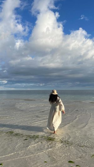 Bela Padilla Instagram - Yesterday, I took a flight alone to Bohol. @cebupacificair flew us in 20 minutes early and I started my adventures at 11am ❤️ I checked in at @amoritaresortbohol and the first thing they asked me is “What would you like to do?” Which I answered with another question…”do you have a scooter?” I dressed in full @hm from head to toe and toured beautiful Bohol ❤️

I’ve found a new island to love and call home and it’s the perfect place for me to celebrate #internationalwomensday ❤️ 

I was smiling the whole day, grateful for the warm sun on my skin, the green backdrop all around me, the white sand beaches right below the hotel and the kindness of everybody here. 

It is such a beautiful gift to celebrate the strength, fragility, intelligence, courage, humour and ability to love of a woman ❤️

Quick edit: to the people asking me who takes my videos if I’m alone, the answer is simple: strangers do. The beauty of travelling alone is that these strangers become your friends. On the first day, kuya Prime of @amoritaresortbohol toured me around bohol and I asked if he could take videos of me while we traveled, inside the cave, the local tour guide offered to  film me on my phone, and in the afternoon on the beach, my friend @tracyayson who is in town with her friends, came over to meet me in Alona beach and I asked her to kindly film me, as I did for her too. Today, I went to chocolate hills and different places and the local tour guides and my driver for the day, kuya Jun and kuya Bert of Amorita also offered. If people can ask others to take group shots of them with their friends/family how is it impossible for a person travelling alone to ask people for photos too? Who do you think takes my photos with Norman when we’re travelling if not strangers too? Minsan, mema nalang talga. Which is sad. I reiterated that I traveled alone, to highlight the fact that women are capable of doing this. I’ve been traveling alone to meet my dad in Bangkok or wherever he is, since I was 13. This is easy for me. And I want it to be easy for you too. Pero minsan, nauunahan talaga yung iba ng negativity, nakakasad. Anyhoo, enjoy your lives, guys! I know I am ❤️