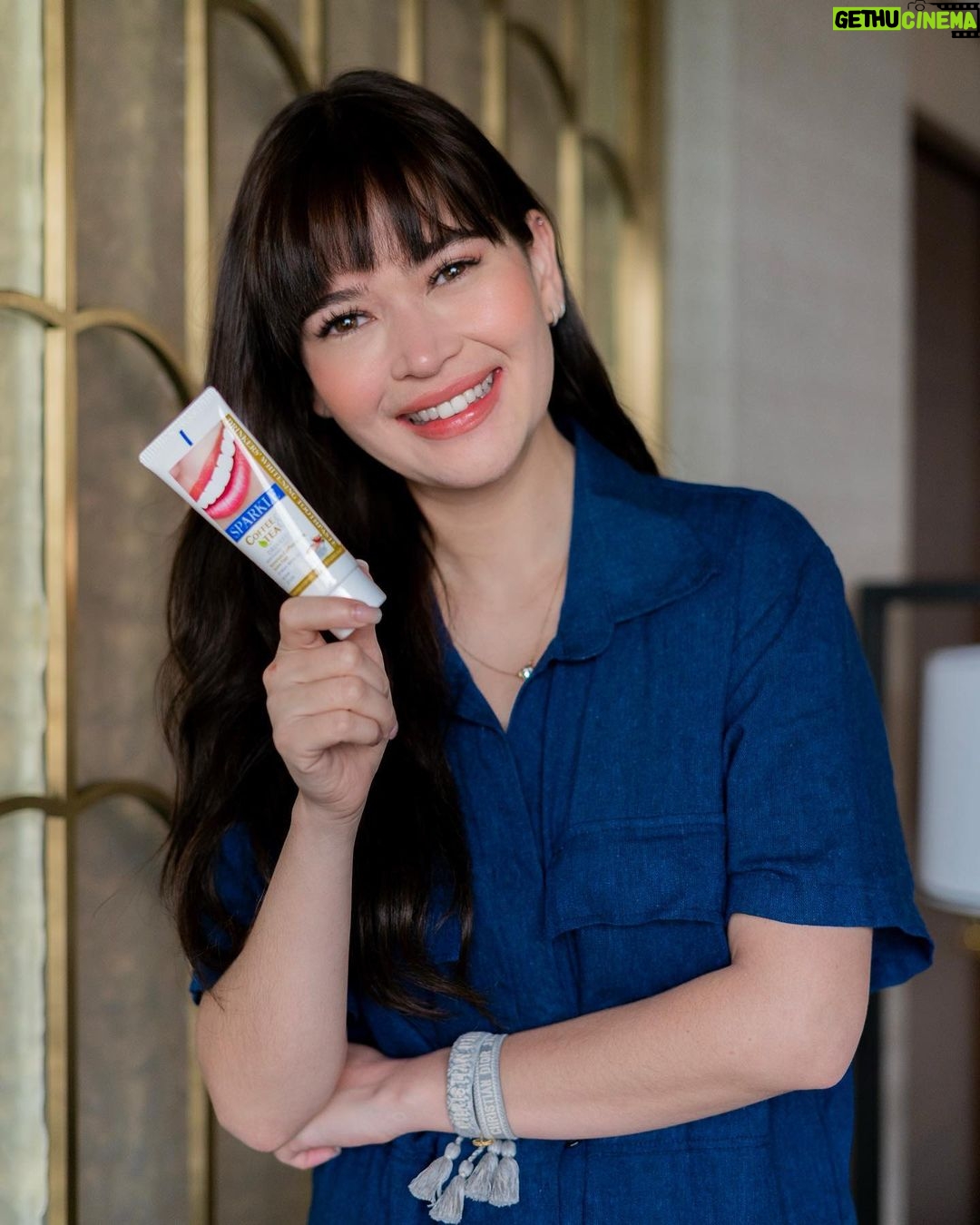 Bela Padilla Instagram - My coffee, tea and wine loving heart is happy! I’ve finally found a brand and toothpaste that makes me enjoy all my favorite drinks- SPARKLE! And I want to share the love with you guys!❤️ - Like this post and comment down below why you want sparkling white teeth 🦷 - Follow @sparklewhiteph on instragram - Share this post on your storv and don't forget to tag us 💃🏻 10 lucky winners will win: 1 Coffee & Teeth Toothpaste, 1 Whitening Booster Gel, 1 lonic Mouthwas each Winners will be revealed on March 3, 2023✨