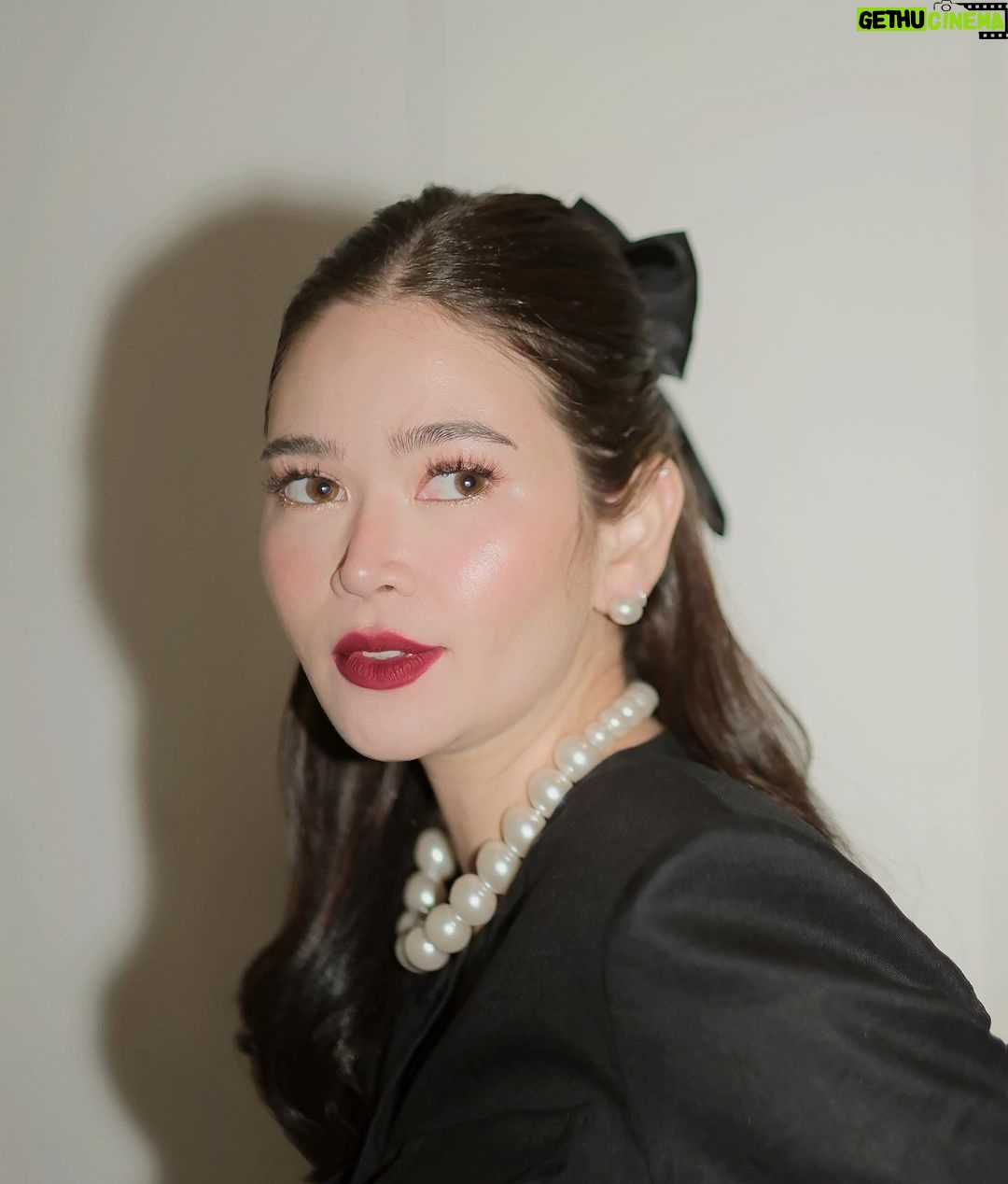 Bela Padilla Instagram - Dolled up by @onlypaulunating and @aryanbuccat for the @spotifyph leap day celebration ❤️ wearing a full @hm Studio look 😊