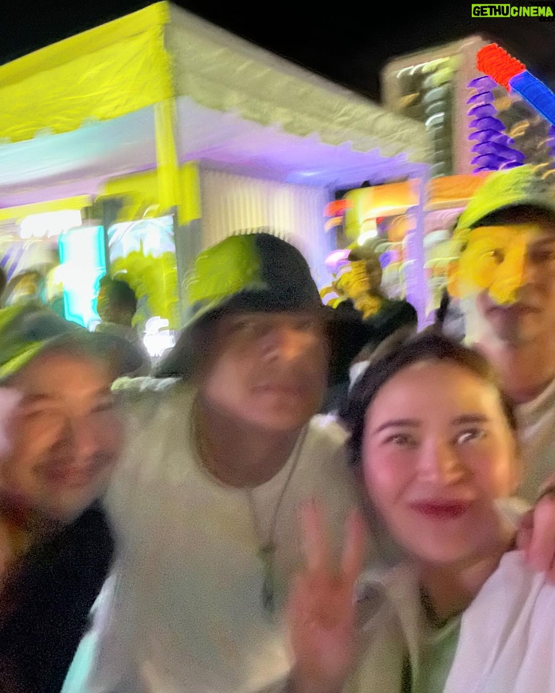 Bela Padilla Instagram - Arrived in Manila a few days ago, here’s what happened so far ❤️ @hertz.ph picked me up from the airport and dropped me off at @rafflesmakatihotel ❤️ Saw @chinitaprincess and had a fun catch up sesh! Passed by @jhen_hairextensions shop in qc for a new look! Went upstairs to see @mimsqiu and she made my rockstar nails dream come truuueee ❤️ Was visited by my good friend Martin @eurobrands4less who’s one of my London buddies! Watched the Rivermaya concert with my brother, Mark. Was stuck in EDSA in my @hertz.ph rental 😂 Ran into (literally ran into…) @jerichorosalesofficial and @ketchup.eusebio Had a lovely feast in @mireioatraffles the seafood section is tdf ❤️ Side note, when I went to Achi @mimsqiu i passed my baby girl korona to her 😂❤️👑 And @piacampos visited me on my first night and brought me the best pasalubongs from Bangkok ❤️ (I need photos with both of them 🥹)