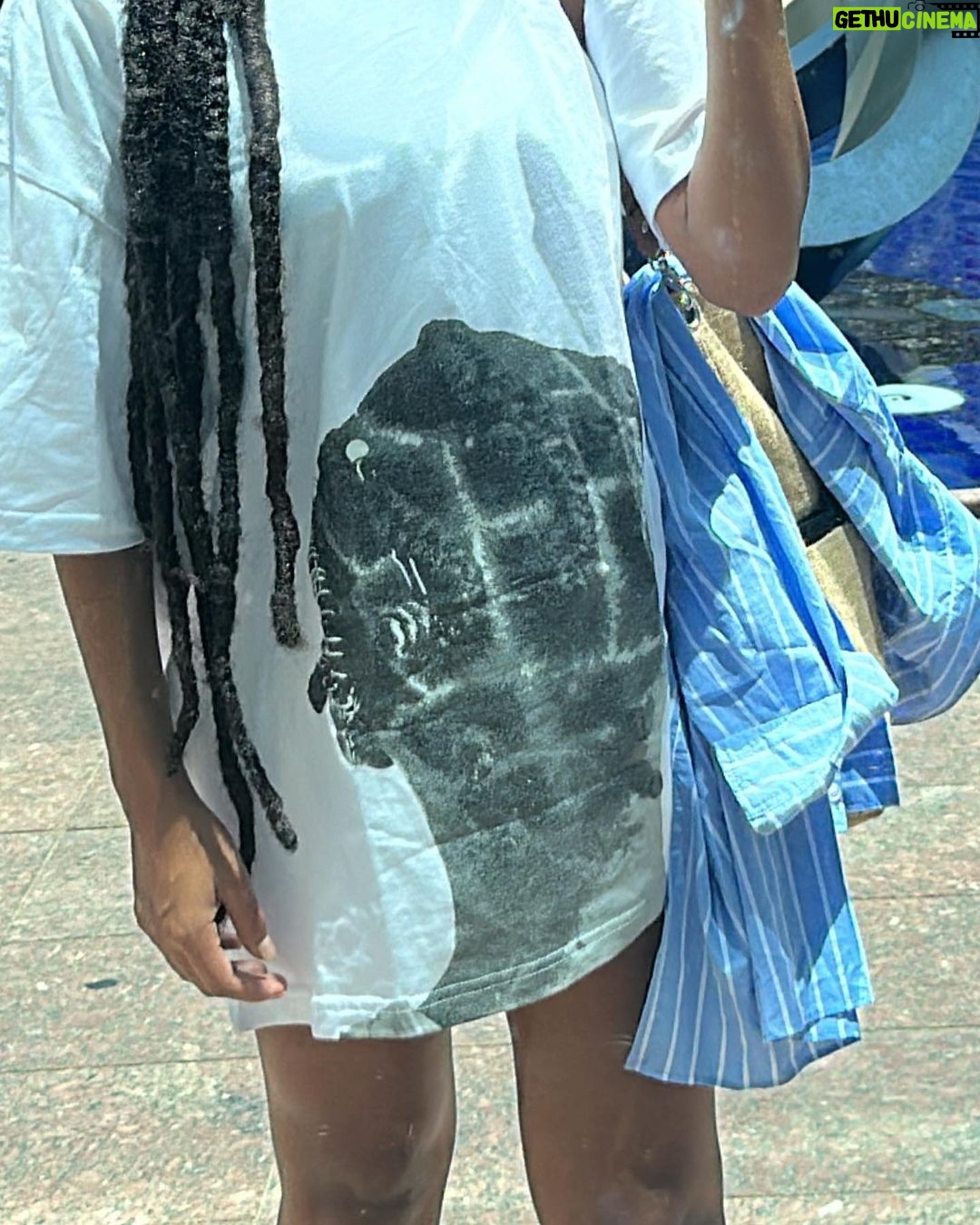 Bella Campos Instagram - Eu queria que essa fantasia fosse eterna… 🌼 Salvador, Bahia, Brasil