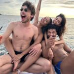 Bella Campos Instagram – To ligando agora na companhia aérea pra mudar a data de volta não quero mais sair dessa cidadeeeee aaaaaaaiiiinnnnn Salvador, Bahia, Brasil