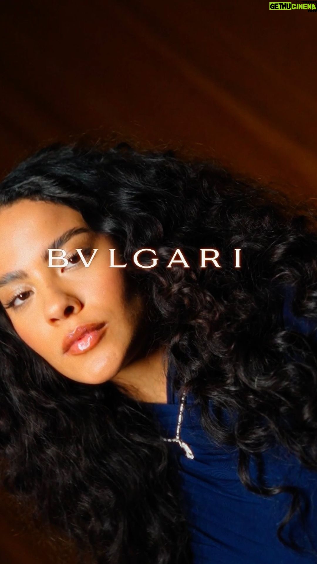 Bella Campos Instagram - Uma honra comemorar os 75 anos do ícone Serpenti, da @bulgari Amei fazer parte desse momento de celebração 💫 #Serpenti75 #BulgariJewelry *publi