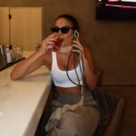 Bella Campos Instagram - Work trip in SP! Fui muito bem recebida no @grandmercurevilaolimpia com direito a drink de despedida 🥰. Agora partiu Cuiabá que as gravações de 5TDM continuam a todo vapor lá no calorzão! ❤️‍🔥