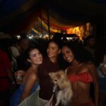 Bella Campos Instagram - Zoe mood edition 1- de ressaca sem paciência 2- curtindo com as amigas na pedra sal 3- de chameguinho com a Love no sambinha 4- esperando a comida ficar pronta 5- pós skincare 6- feliz de tá indo pra algum lugar q nem sabe onde 7- sendo feliz com pouco (uma rampa) 8- mamacita dona de tudo
