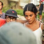 Bella Campos Instagram - Hoje foi o rolo 100 de @5tiposdemedo ❤️‍🔥 Hoje descobri o que é “rolo 100” no cinema, hoje completei meu primeiro rolo 100 da vida ao lado dessas pessoas maravilhosas, e a cada dia que passa eu tenho mais certeza do meu amor por tudo isso, te amo cinema te amo. ❤️ 📸 @andrezambonini ⚡️ Cuiabá, Brazil