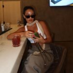 Bella Campos Instagram - Work trip in SP! Fui muito bem recebida no @grandmercurevilaolimpia com direito a drink de despedida 🥰. Agora partiu Cuiabá que as gravações de 5TDM continuam a todo vapor lá no calorzão! ❤️‍🔥